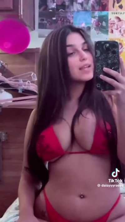 @daisyyyraeee