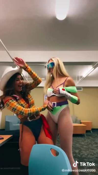 Halloween hoes