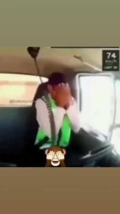 🙈