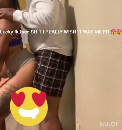 Damn she arch tha fk outta dat back lucky guy