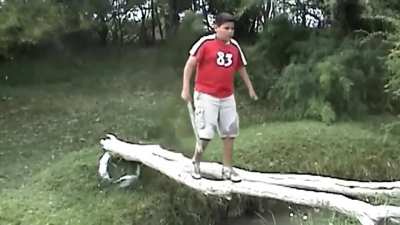 *viajero del tiempo estornuda*
