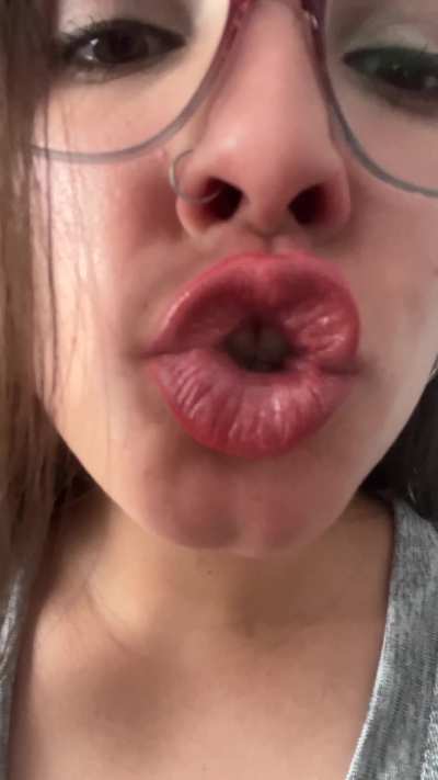 😜😜