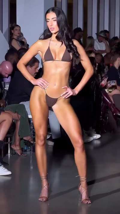 𝓙𝓮𝓼𝓼𝓲𝓬𝓪 𝓐𝓵𝓿𝓮𝓼