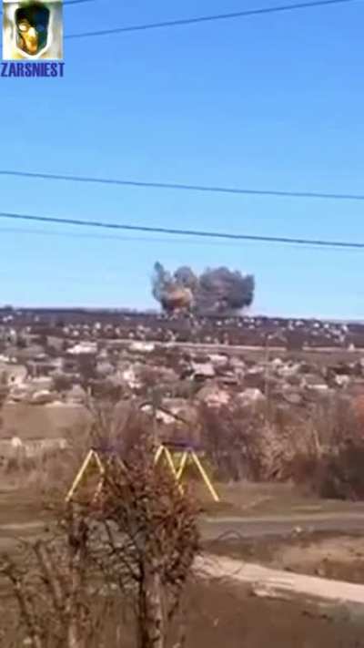 Footage of Three missile strikes on the Kramatorsk airfield