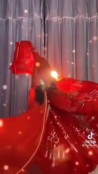 Chinese Female Hanfu Transformation