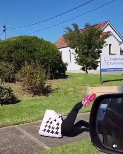 HMC while I ride a scooter