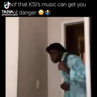 Caption says,&rdquo;Proof that KSI&rsquo;s music can get you out of danger.&rdquo;