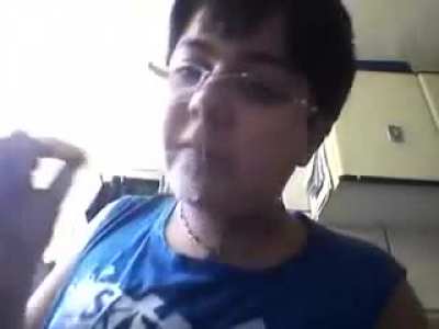 GORDINHO FUMANDO CIGARRO DE COTONETE KKKKKKKKKK