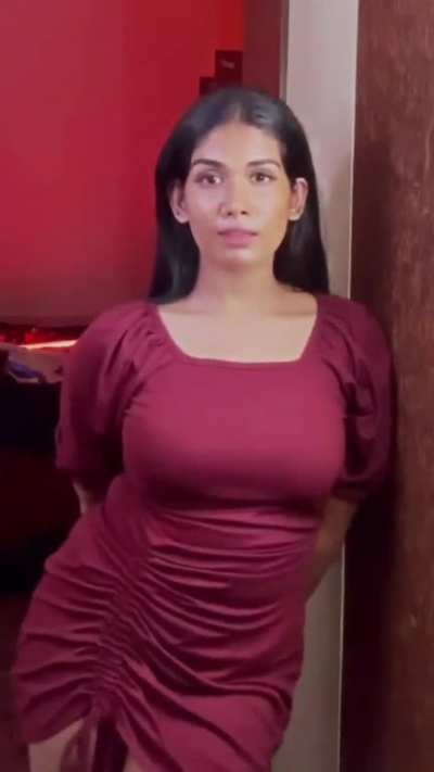 Chandana 🖤❤️ Size koodiyo or padded bra aano🤔😯