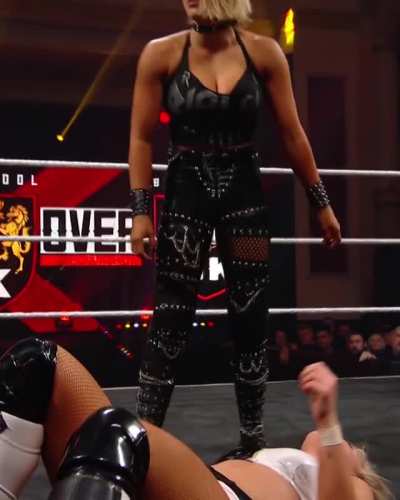 Rhea Ripley [1 MIC]
