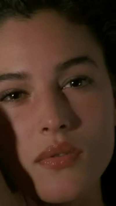Italian everlasting beauty Monica Bellucci