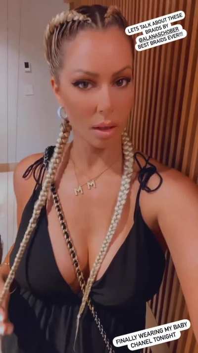 More Maryse