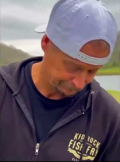 A fragile man doesn&rsquo;t like Bud Light/Anheuser-Busch after they partner with a trans influencer