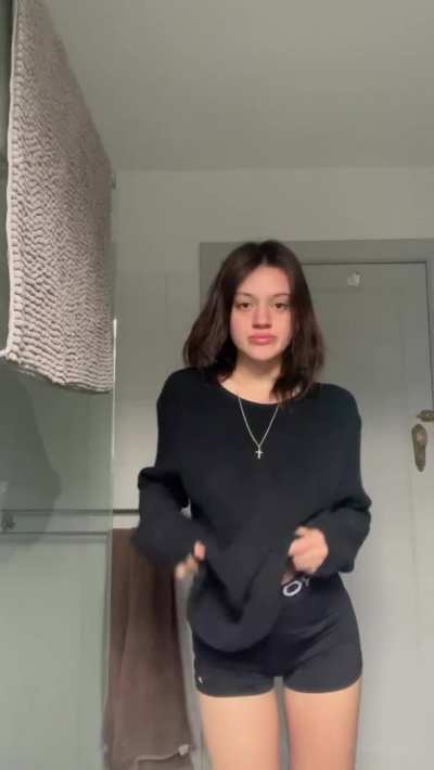 I’m only a 5’2 fuckdoll, would you throw me around?