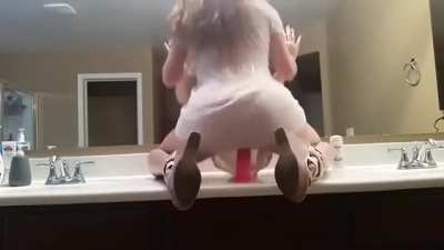 💦