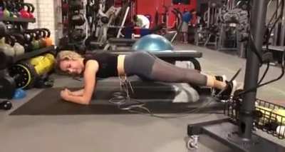 Brec shaking that booty
