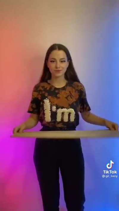 Kaliteli Tiktok redditte olsa award manyağı yapardım aw
