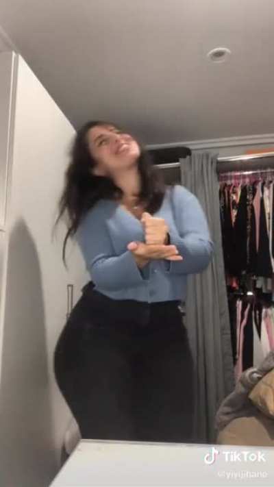 Yiyijihane &iuml;&cedil;&acirc;&eth;&yen;