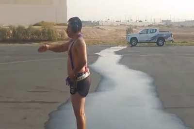 Thighway to the Danger Zone