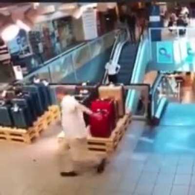 HE SLIPPED IN SHIT