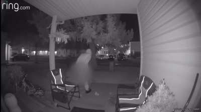 Man poops on child's picnic table then steals her scooter