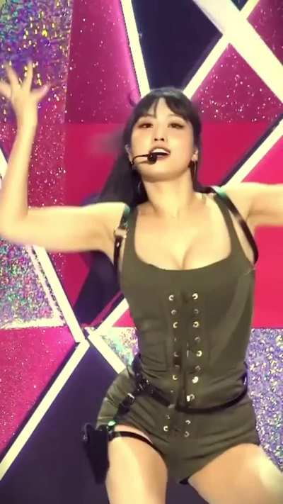 MOMO