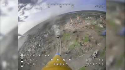 Ukrainian kamikaze drone gets a direct hit on a russian tank in the east