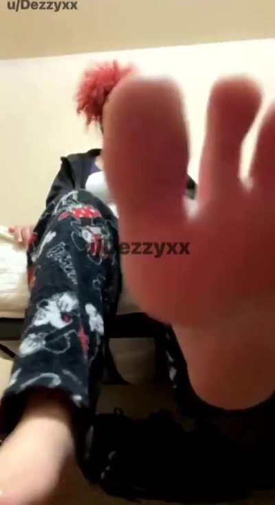 Mean lightskin sexy soles &amp;amp; toes 🔥😮&zwj;💨🤤