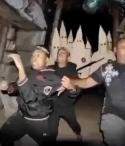 🤔