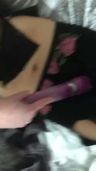 I love to facefuck her in this way!
