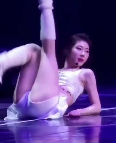 Lee Chae-Ryeong