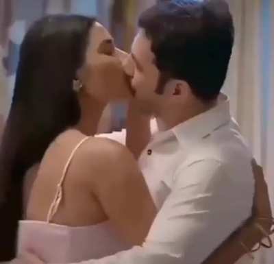 Kissing scenes 💋