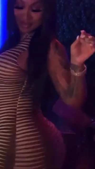 😩
