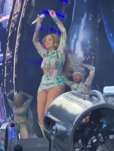 The Queen 