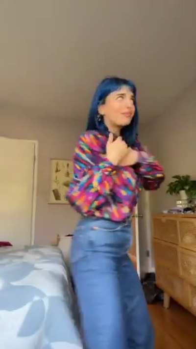 Goofy girlfriend