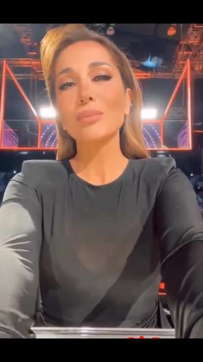 &Delta;&epsilon;&sigma;&pi;&omicron;&iota;&nu;&alpha; &Beta;&alpha;&nu;&delta;&eta;