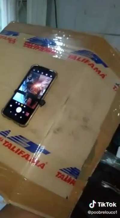 Pra n&atilde;o queimar os olhos