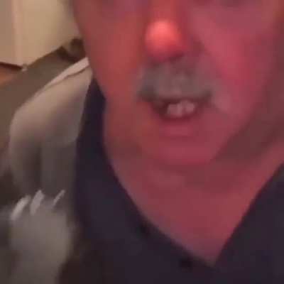 👨🏿‍🦰