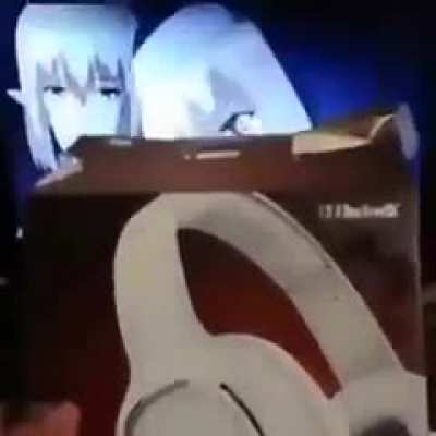 just got some new headphones 🔥🔥