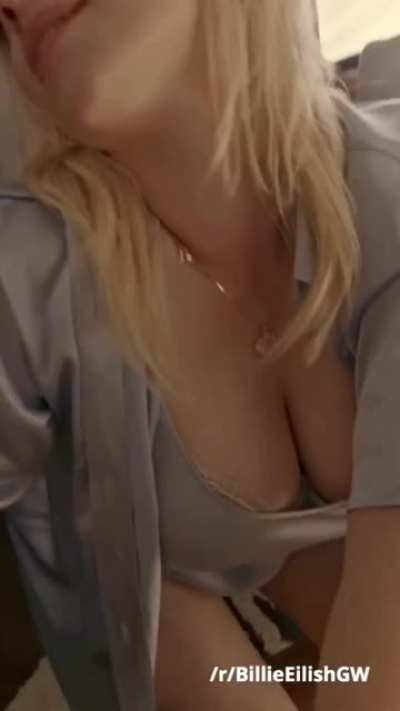 The best scenes from her "Lost Cause" video [Mobile Version]