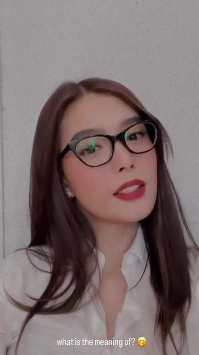 Analyn Barro