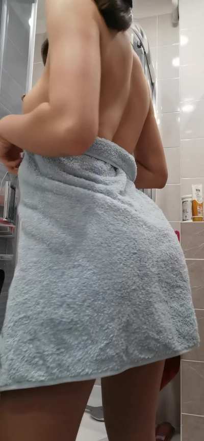 I would fuck everyone who likes my petite body