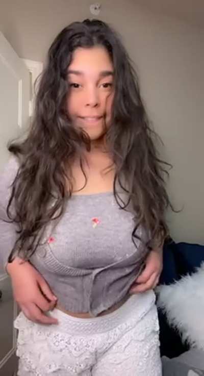 I&rsquo;m kinda shy but I really want to sit on your face today