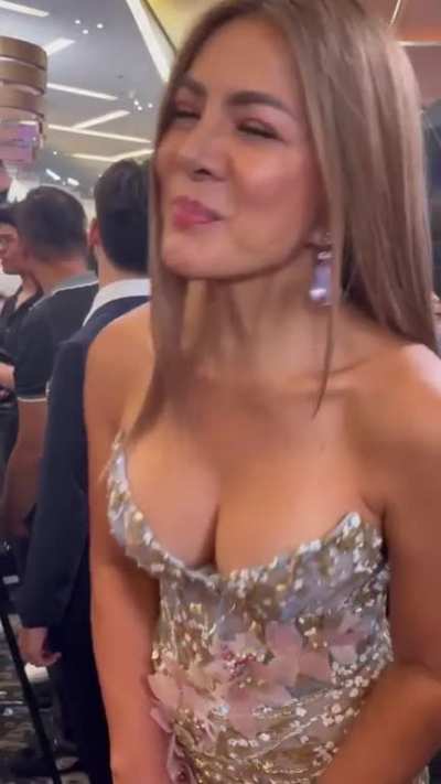 Alice Dixson