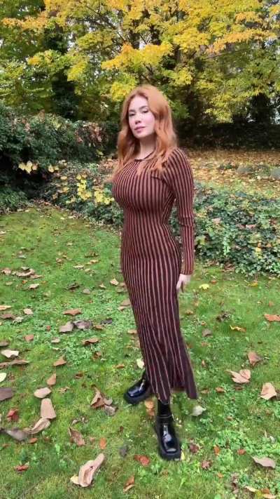 Da pr&auml;sentiert sie mal wieder ihre ... Outfits