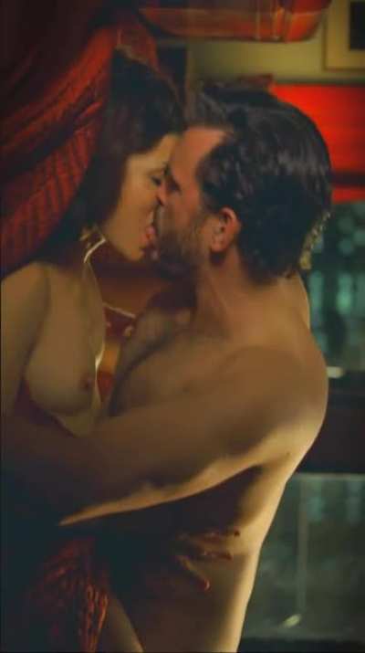 Marisa Tomei in &ldquo;Factotum&rdquo;