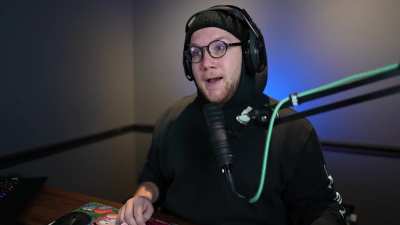 When you get a glimpse of Romance with Judy in Cyberpunk 2077