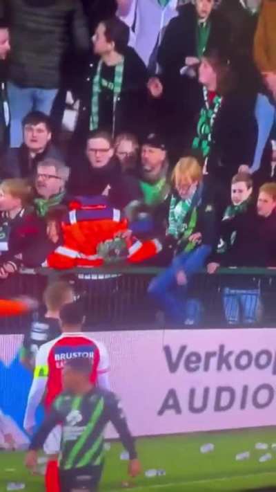 Belgian football fan of Cercle Brugge goes off on opposing player