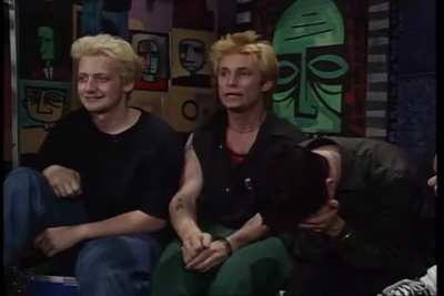 Ladies &amp;amp; Gentlemen, Mr. Mike Dirnt.