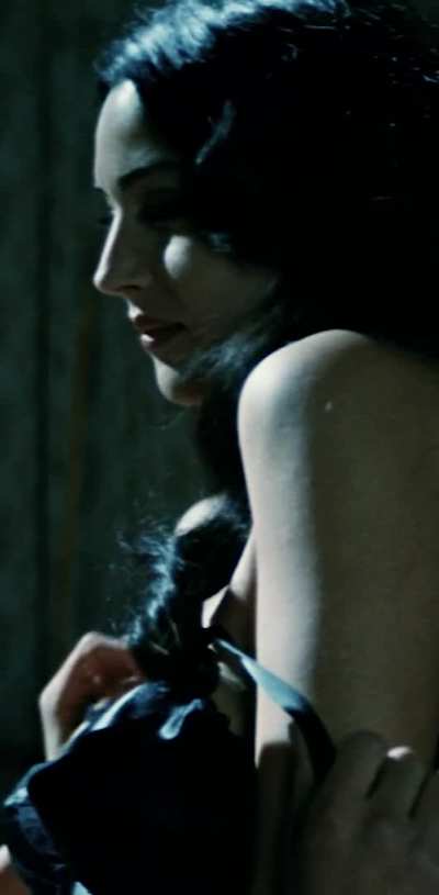 Monica Bellucci in Malena (1080p, Cropped For Mobile &amp;amp; Color Corrected)